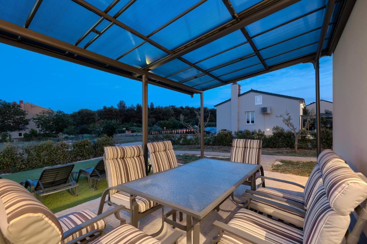 Villa Giorgina Banjole Esterno foto