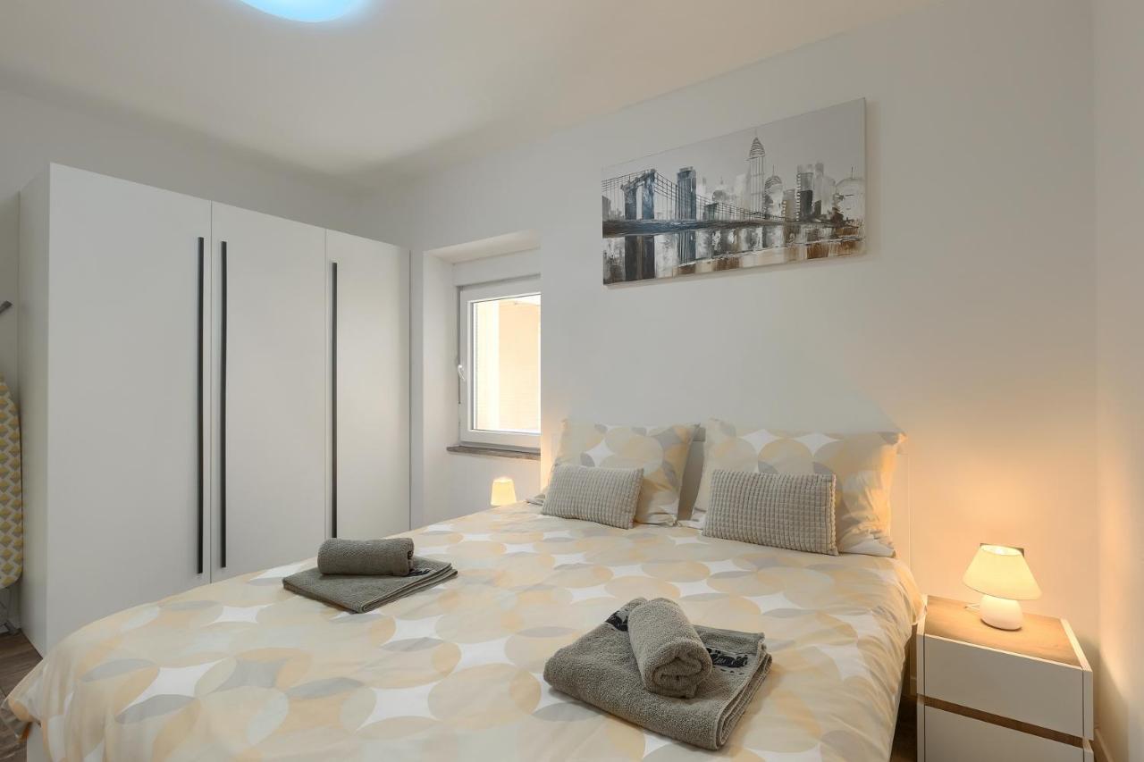 Villa Giorgina Banjole Esterno foto
