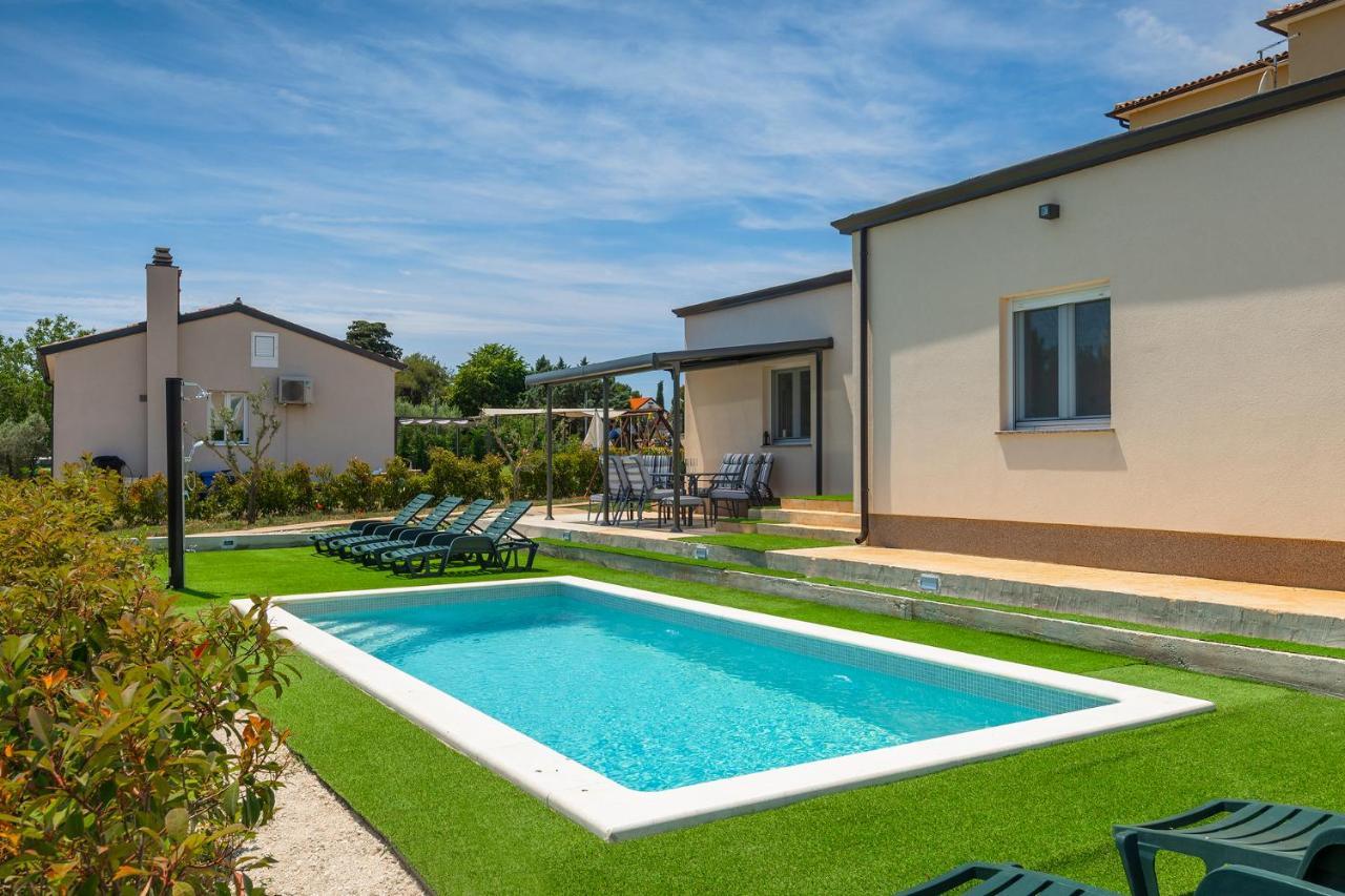 Villa Giorgina Banjole Esterno foto